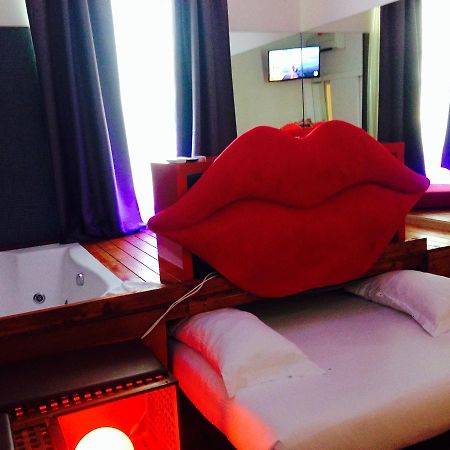 Jacuzzi Rooms روما المظهر الخارجي الصورة
