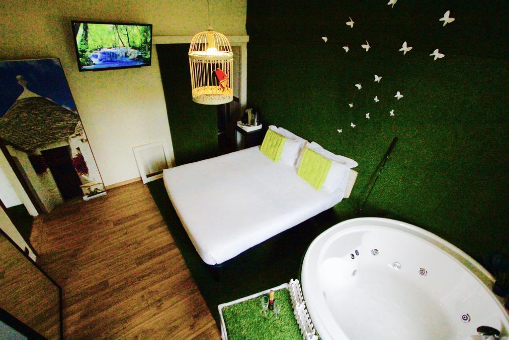 Jacuzzi Rooms روما المظهر الخارجي الصورة