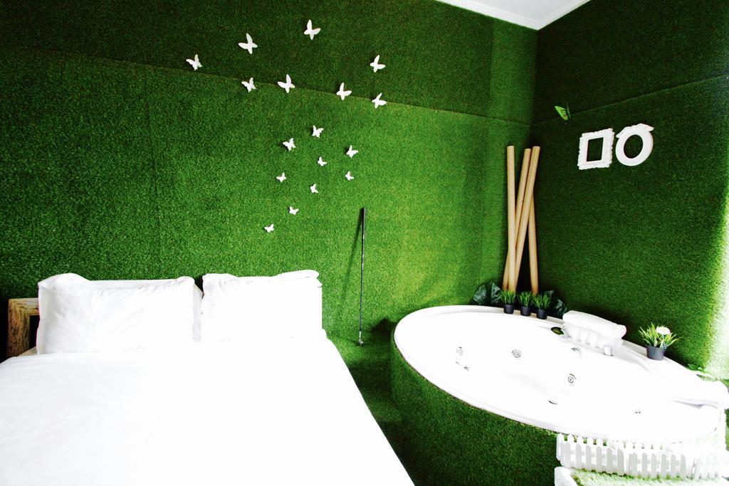 Jacuzzi Rooms روما المظهر الخارجي الصورة