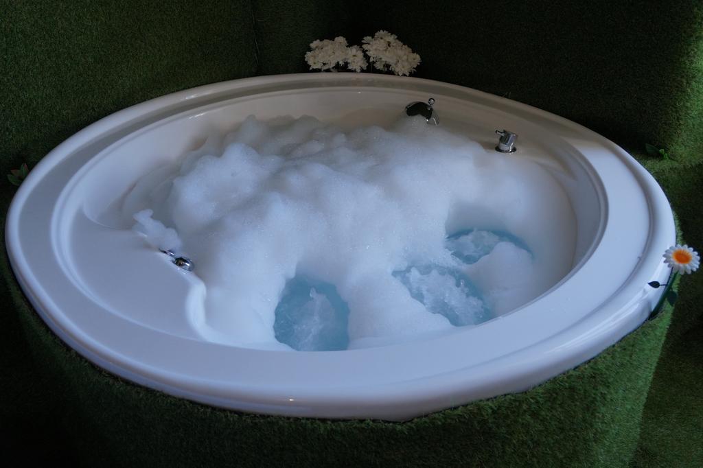 Jacuzzi Rooms روما المظهر الخارجي الصورة