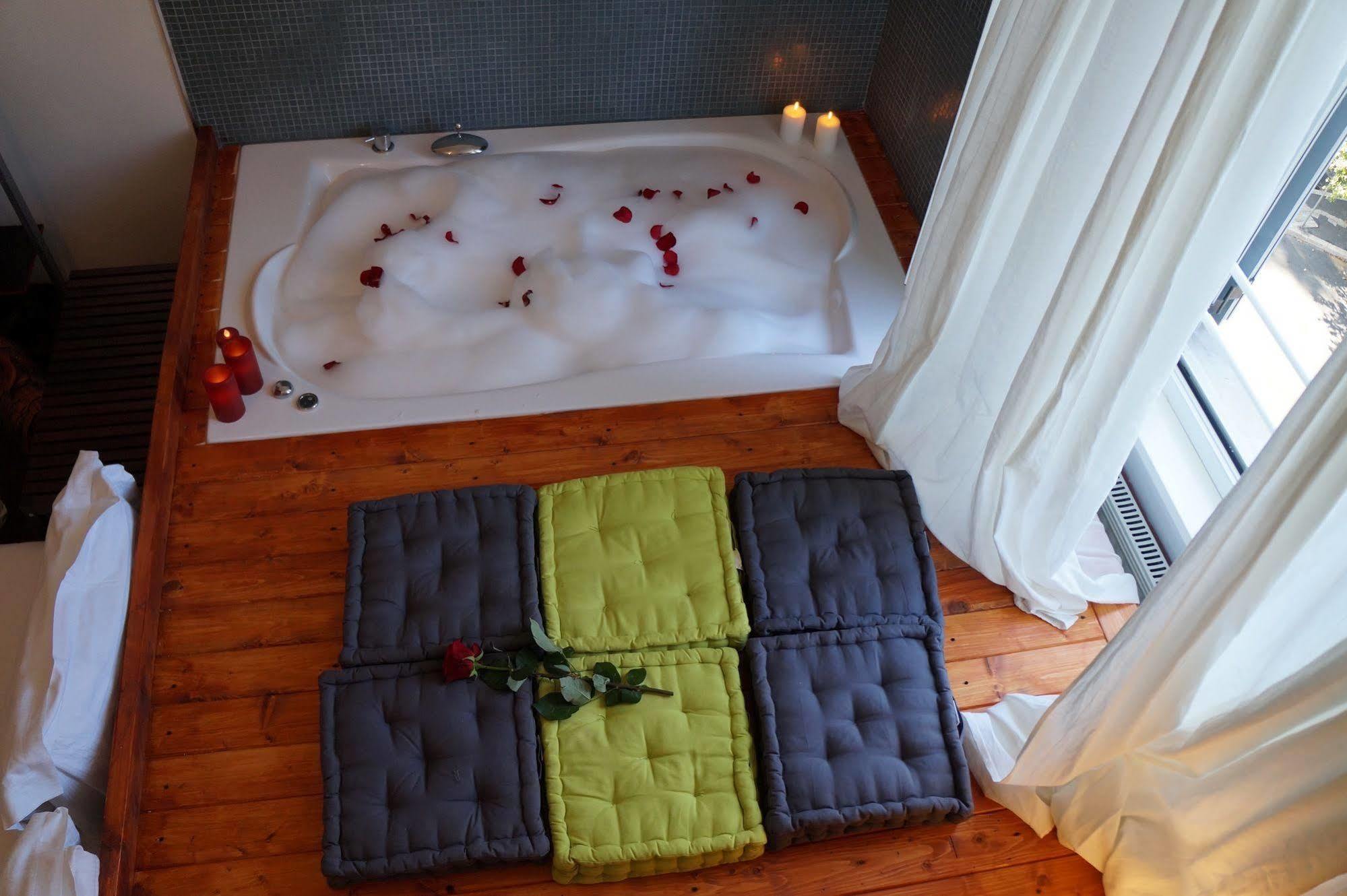 Jacuzzi Rooms روما المظهر الخارجي الصورة