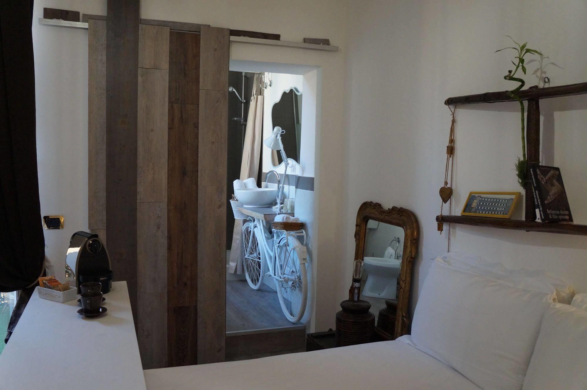 Jacuzzi Rooms روما المظهر الخارجي الصورة
