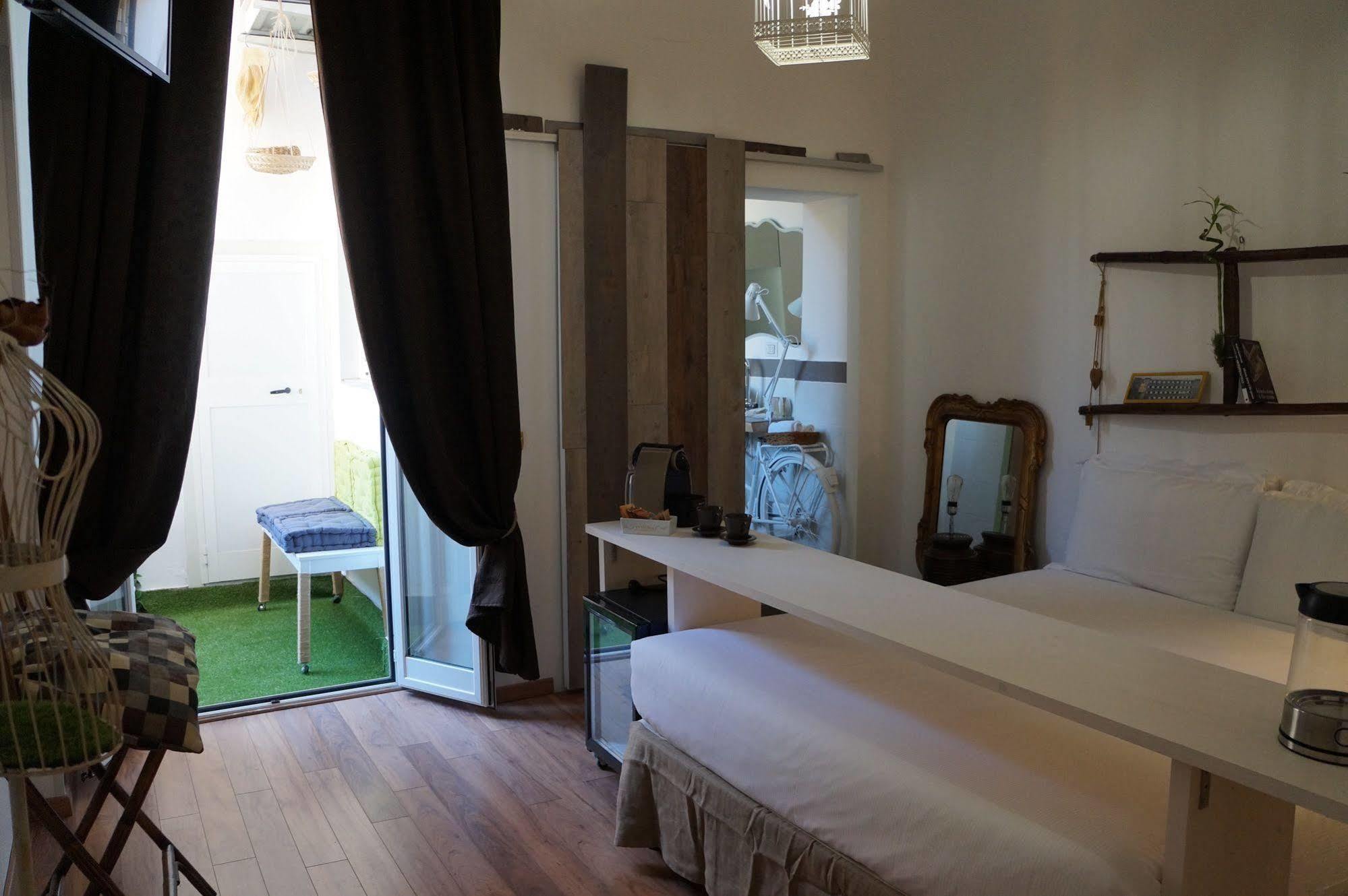 Jacuzzi Rooms روما المظهر الخارجي الصورة
