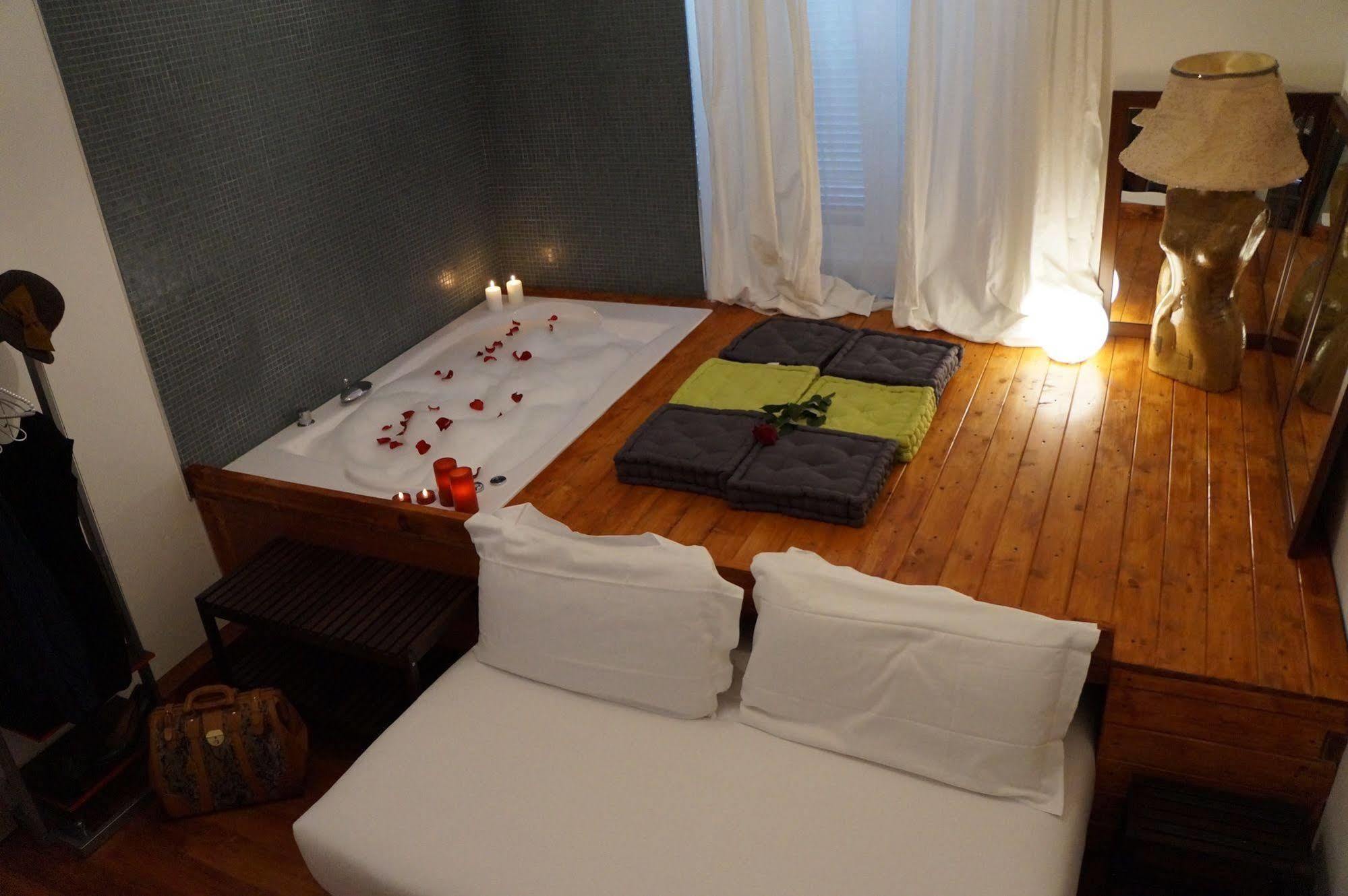 Jacuzzi Rooms روما المظهر الخارجي الصورة